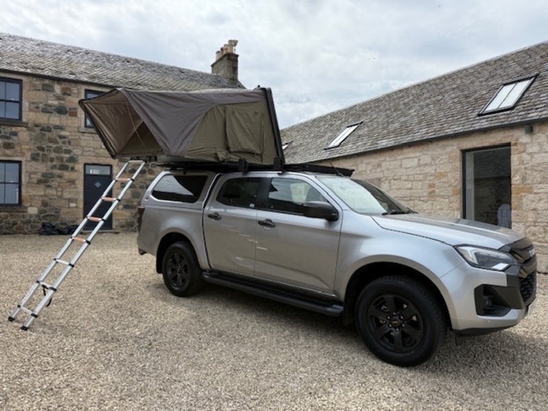 Isuzu 1.9 TD V-Cross Pickup Double Cab 4dr Diesel Auto 4WD Euro 6 (s/s) (164 ps)