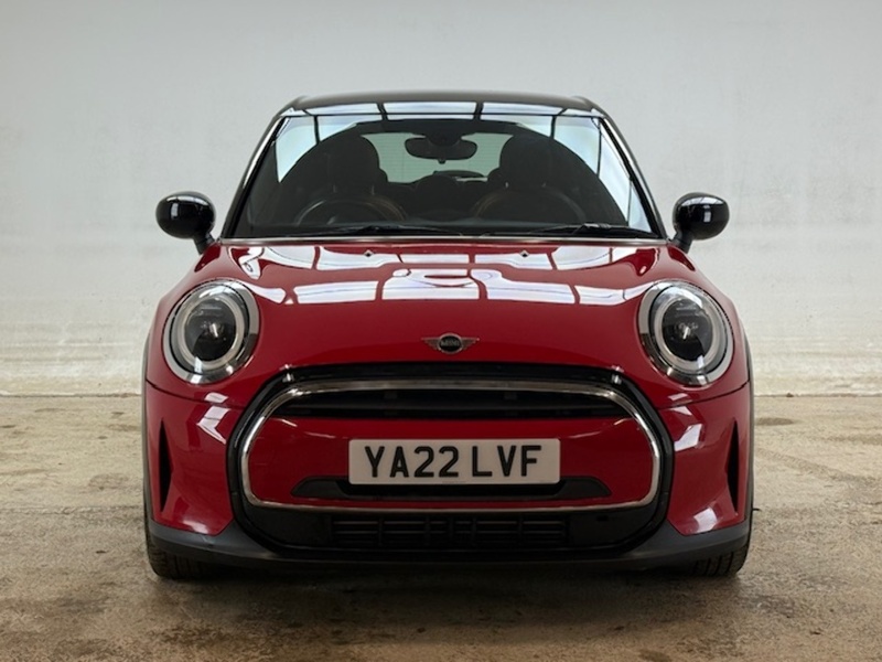 MINI 1.5 Cooper Exclusive Hatchback 5dr Petrol Steptronic Euro 6 (s/s) (136 ps)