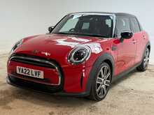 MINI Hatch Cooper Exclusive 