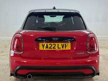 MINI Hatch Cooper Exclusive 