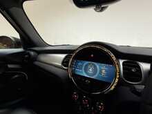 MINI Hatch Cooper Exclusive 