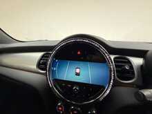 MINI Hatch Cooper Exclusive 