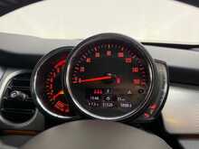 MINI Hatch Cooper Exclusive 