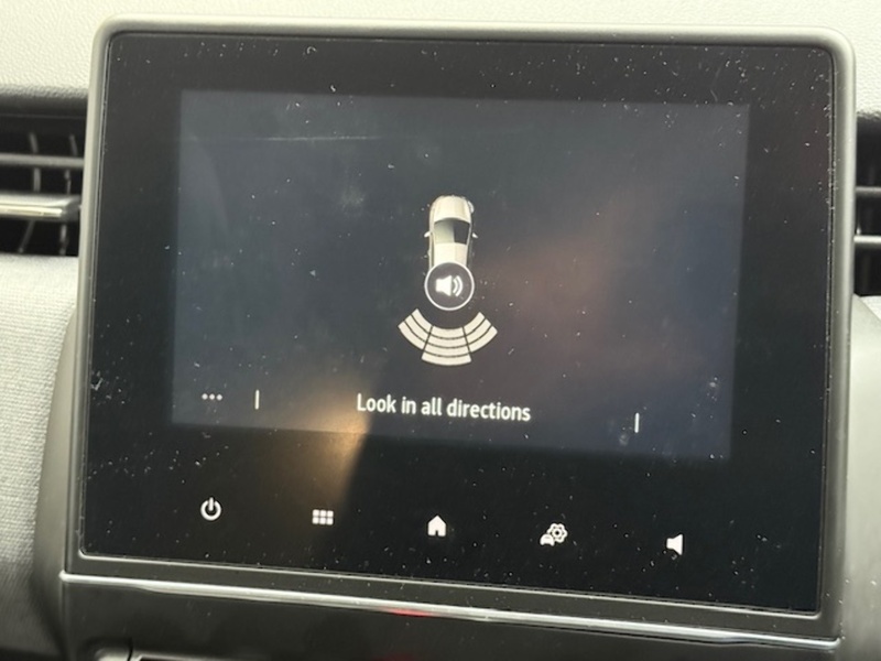 Renault 1.0 TCe evolution Hatchback 5dr Petrol Manual Euro 6 (s/s) (90 ps)