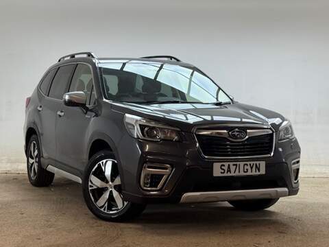 2.0 i e-Boxer XE Premium SUV 5dr Petrol Hybrid Lineartronic 4WD Euro 6 (s/s) (150 ps)