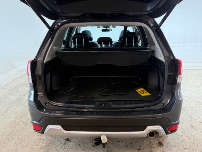 Subaru 2.0 i e-Boxer XE Premium SUV 5dr Petrol Hybrid Lineartronic 4WD Euro 6 (s/s) (150 ps)