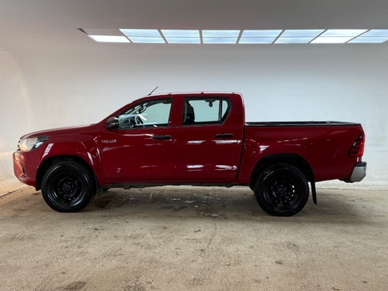 Toyota 2.4 D-4D Active Pickup Extended Cab 4dr Diesel Manual 4WD Euro 6 (3.5t) (150 ps)