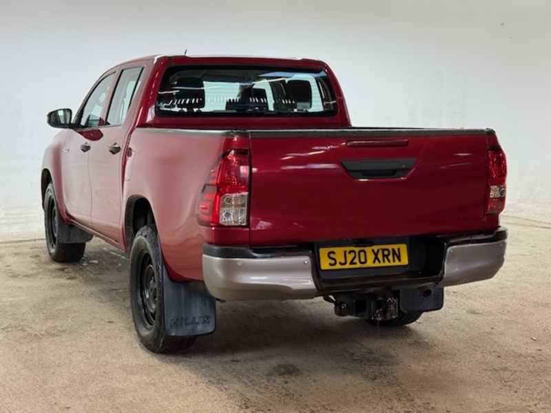 Toyota 2.4 D-4D Active Pickup Extended Cab 4dr Diesel Manual 4WD Euro 6 (3.5t) (150 ps)
