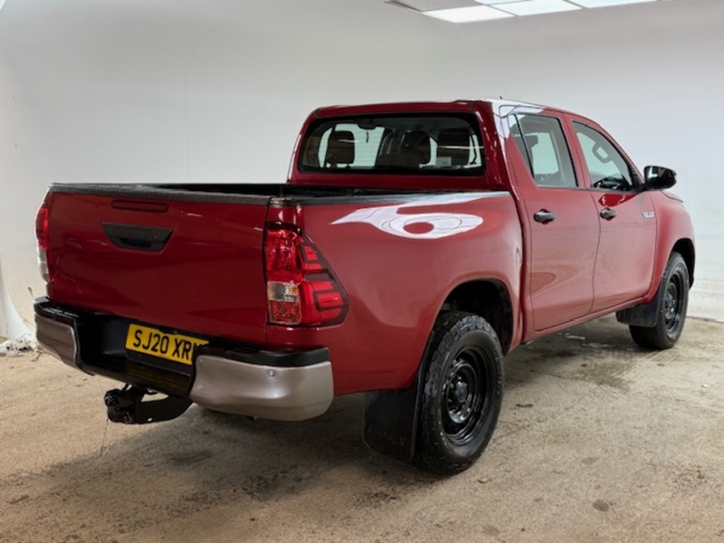 Toyota 2.4 D-4D Active Pickup Extended Cab 4dr Diesel Manual 4WD Euro 6 (3.5t) (150 ps)