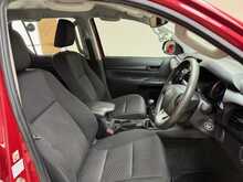 Toyota Hilux D-4D Active 