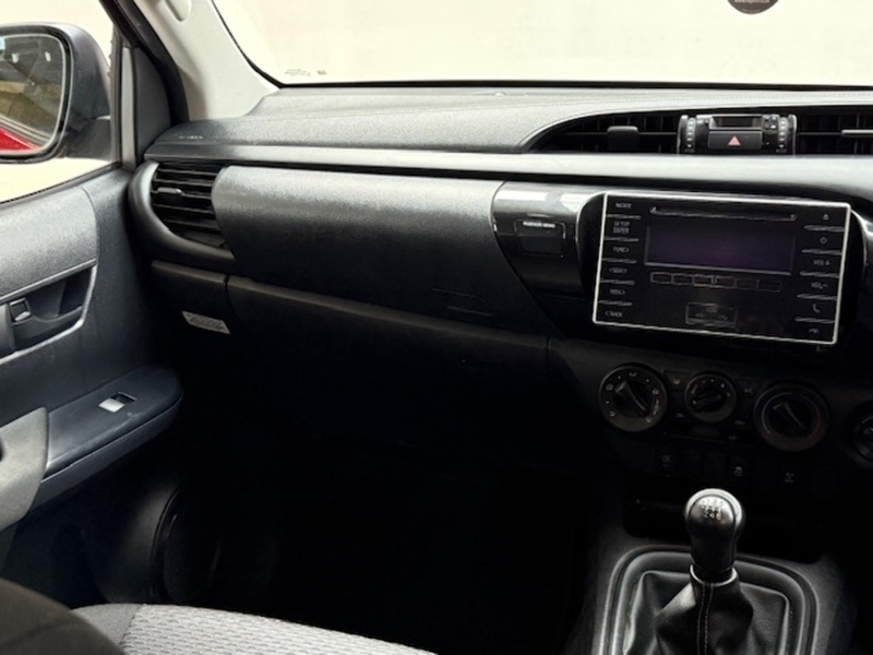 Toyota 2.4 D-4D Active Pickup Extended Cab 4dr Diesel Manual 4WD Euro 6 (3.5t) (150 ps)