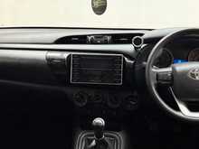 Toyota Hilux D-4D Active 