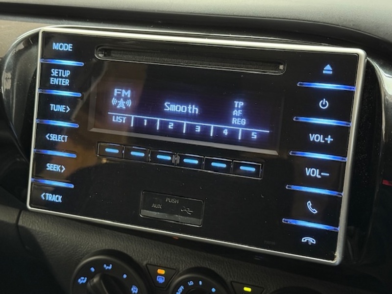 Toyota 2.4 D-4D Active Pickup Extended Cab 4dr Diesel Manual 4WD Euro 6 (3.5t) (150 ps)