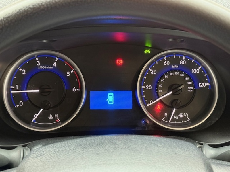 Toyota 2.4 D-4D Active Pickup Extended Cab 4dr Diesel Manual 4WD Euro 6 (3.5t) (150 ps)