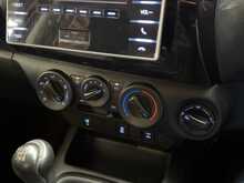 Toyota Hilux D-4D Active 