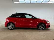 Audi A1 TDI S line Style Edition 