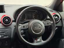 Audi A1 TDI S line Style Edition 
