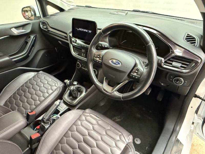 Ford 1.0T EcoBoost GPF Vignale Hatchback 5dr Petrol Manual Euro 6 (s/s) (125 ps)