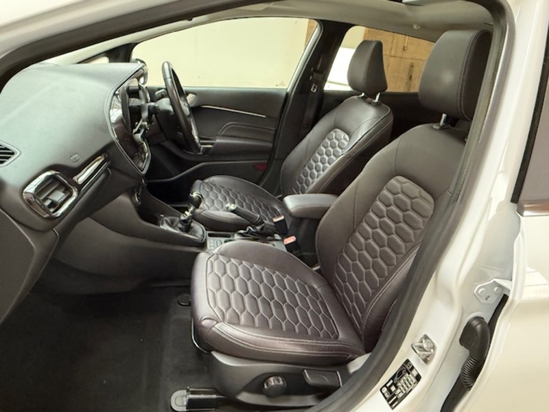 Ford 1.0T EcoBoost GPF Vignale Hatchback 5dr Petrol Manual Euro 6 (s/s) (125 ps)