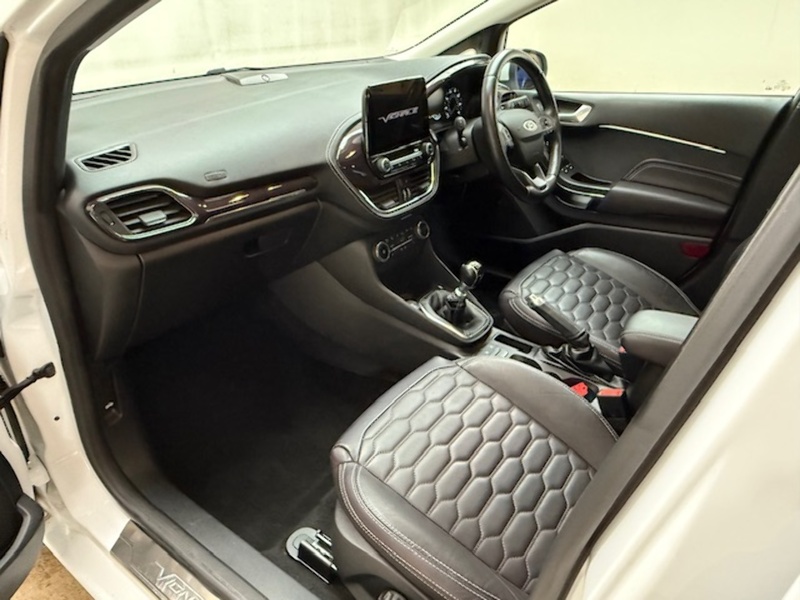 Ford 1.0T EcoBoost GPF Vignale Hatchback 5dr Petrol Manual Euro 6 (s/s) (125 ps)