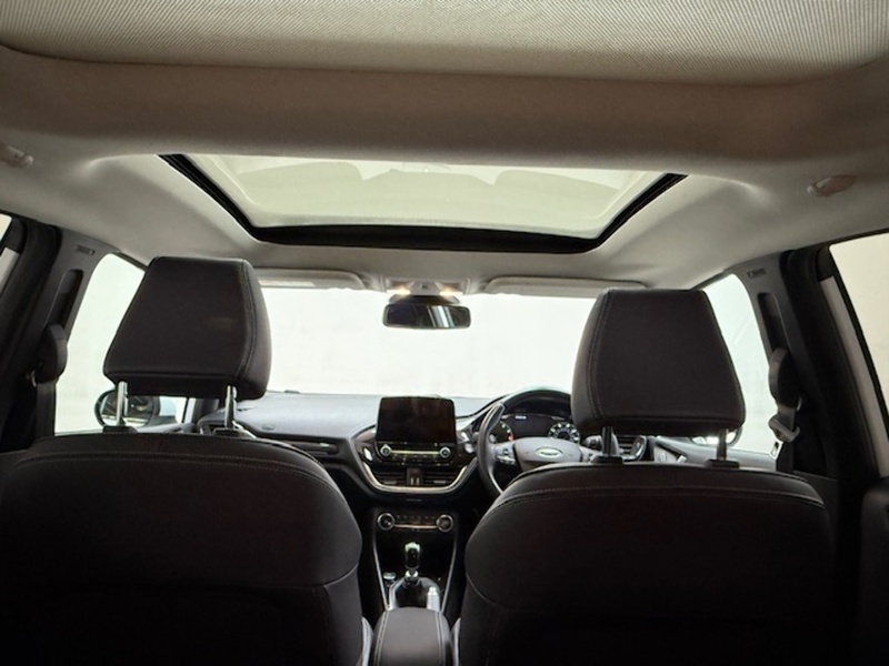 Ford 1.0T EcoBoost GPF Vignale Hatchback 5dr Petrol Manual Euro 6 (s/s) (125 ps)