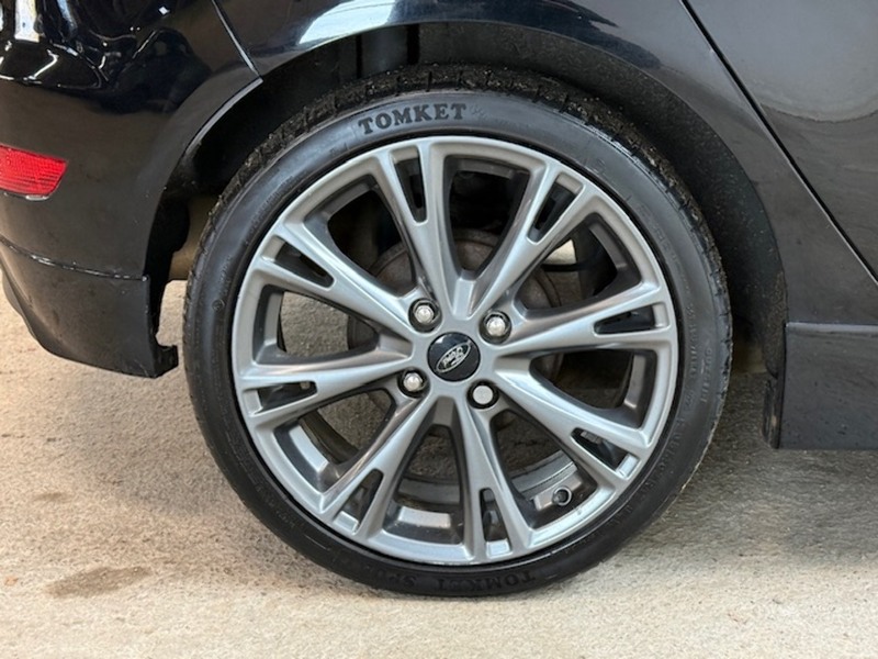 Ford 1.0T EcoBoost ST-Line Hatchback 5dr Petrol Manual Euro 6 (s/s) (125 ps)