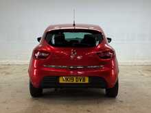 Renault Clio TCe Iconic 