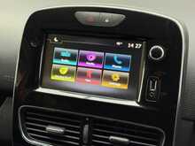 Renault Clio TCe Iconic 