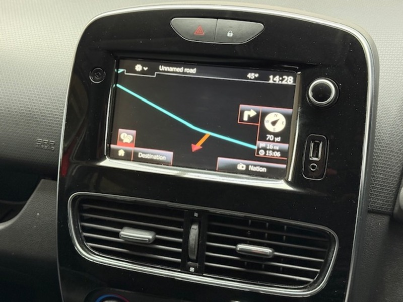 Renault 0.9 TCe Iconic Hatchback 5dr Petrol Manual Euro 6 (s/s) (75 ps)