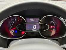 Renault Clio TCe Iconic 