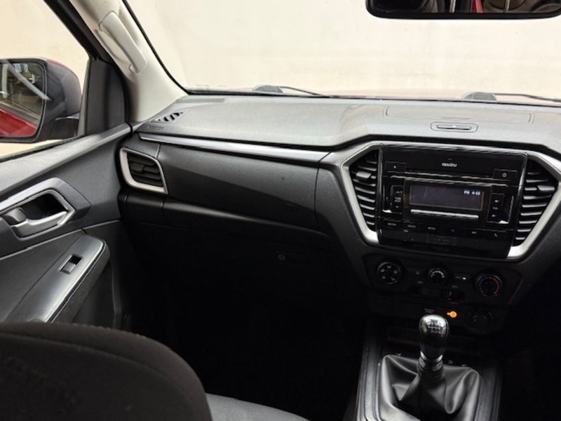 Isuzu 1.9 TD DL20 Pickup Double Cab 4dr Diesel Manual 4WD Euro 6 (s/s) (164 ps)