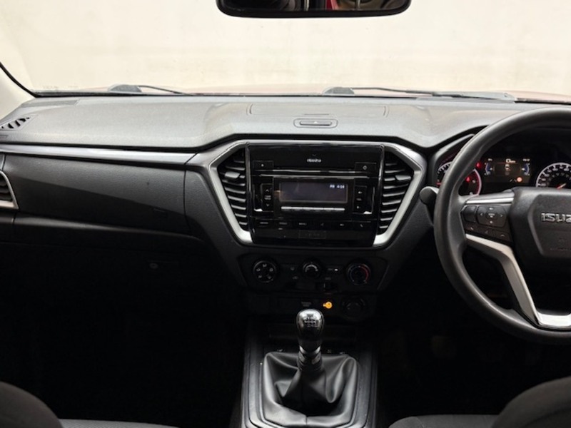 Isuzu 1.9 TD DL20 Pickup Double Cab 4dr Diesel Manual 4WD Euro 6 (s/s) (164 ps)