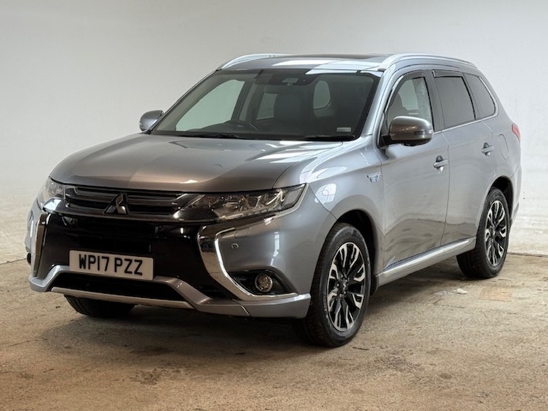 Mitsubishi 2.0h 12kWh 4hs SUV 5dr Petrol Plug-in Hybrid CVT 4WD Euro 6 (s/s) (200 ps)