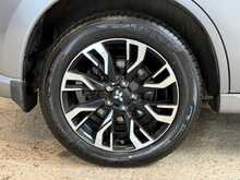 Mitsubishi Outlander h 4hs 