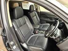 Mitsubishi Outlander h 4hs 