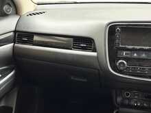 Mitsubishi Outlander h 4hs 