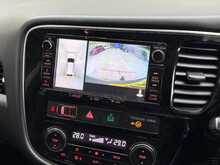 Mitsubishi Outlander h 4hs 