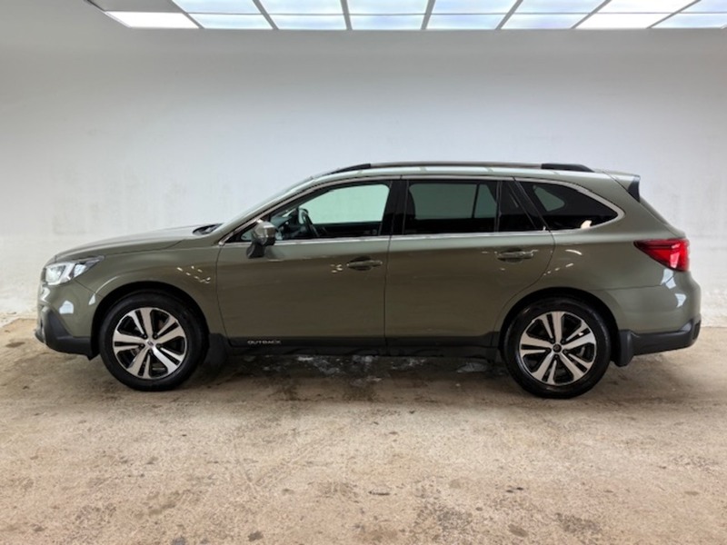 Subaru 2.5i SE Premium Estate 5dr Petrol Lineartronic 4WD Euro 6 (s/s) (175 ps)