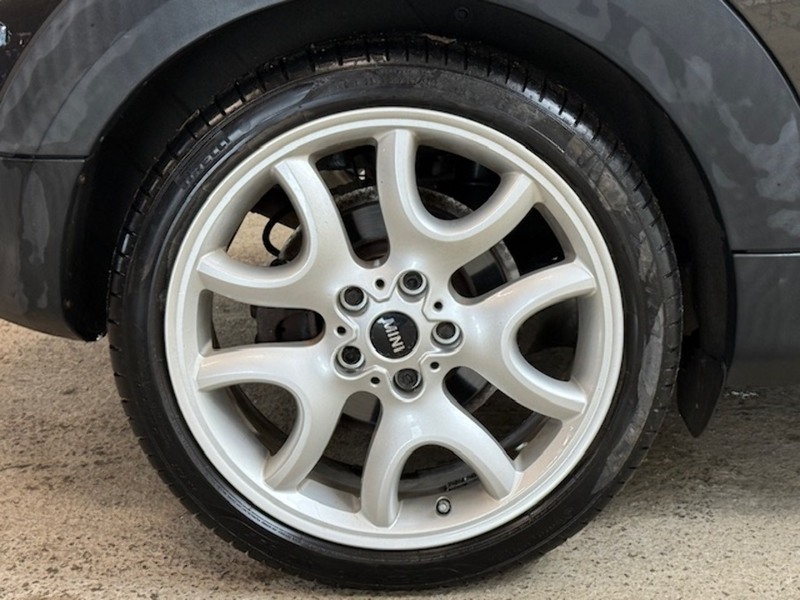 MINI 1.6 Cooper S SUV 3dr Petrol Auto Euro 5 (184 ps)