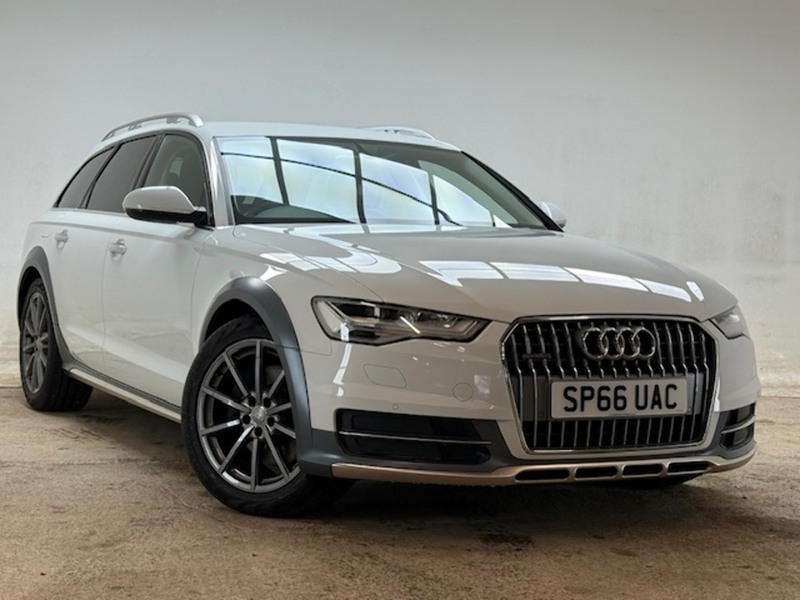 Audi 3.0 TDI V6 Sport Estate 5dr Diesel S Tronic quattro Euro 6 (s/s) (218 ps)