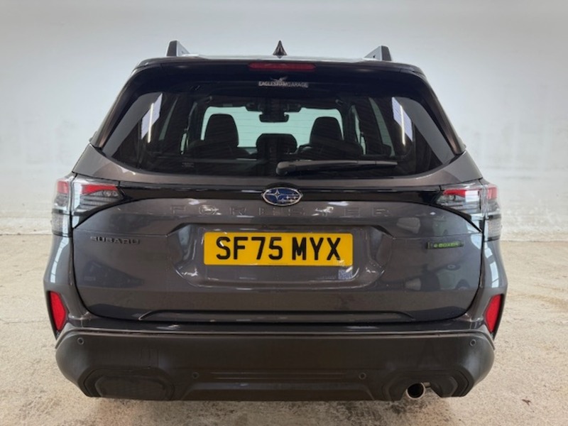 Subaru 2.0 i e-Boxer Field SUV 5dr Petrol Hybrid Lineartronic 4WD Euro 6 (s/s) (136 ps)