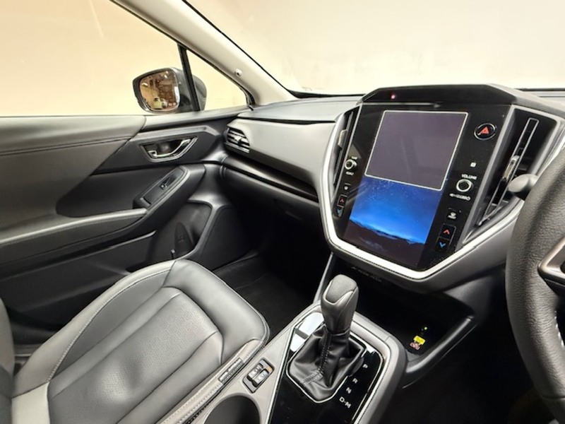 Subaru 2.0 i e-Boxer Touring SUV 5dr Petrol Hybrid Lineartronic 4WD Euro 6 (s/s) (136 ps)