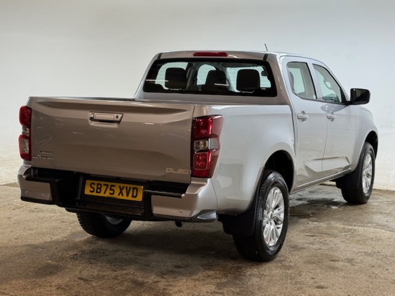 Isuzu 1.9 TD DL20 Pickup Double Cab 4dr Diesel Manual 4WD Euro 6 (s/s) (164 ps)
