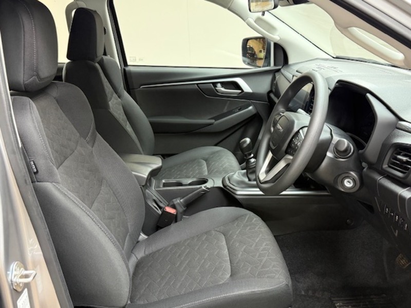 Isuzu 1.9 TD DL20 Pickup Double Cab 4dr Diesel Manual 4WD Euro 6 (s/s) (164 ps)