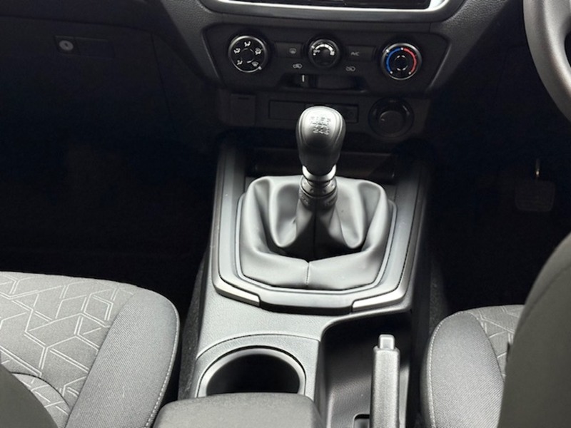 Isuzu 1.9 TD DL20 Pickup Double Cab 4dr Diesel Manual 4WD Euro 6 (s/s) (164 ps)