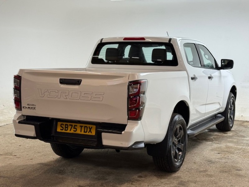 Isuzu 1.9 TD V-Cross Pickup Double Cab 4dr Diesel Auto 4WD Euro 6 (s/s) (164 ps)
