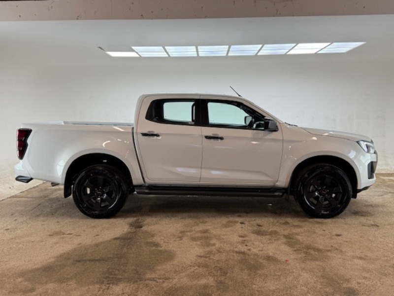 Isuzu 1.9 TD V-Cross Pickup Double Cab 4dr Diesel Auto 4WD Euro 6 (s/s) (164 ps)