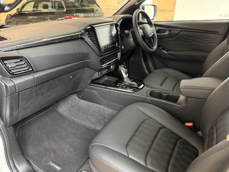 Isuzu 1.9 TD V-Cross Pickup Double Cab 4dr Diesel Auto 4WD Euro 6 (s/s) (164 ps)