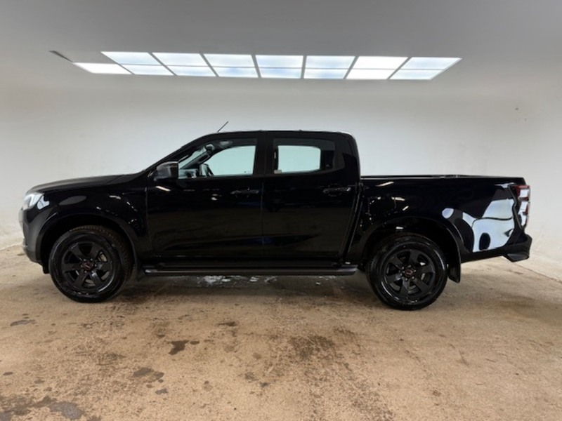 Isuzu 1.9 TD V-Cross Pickup Double Cab 4dr Diesel Auto 4WD Euro 6 (s/s) (164 ps)