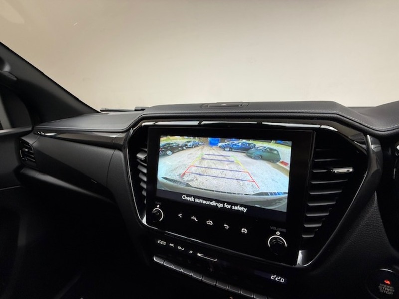 Isuzu 1.9 TD V-Cross Pickup Double Cab 4dr Diesel Auto 4WD Euro 6 (s/s) (164 ps)